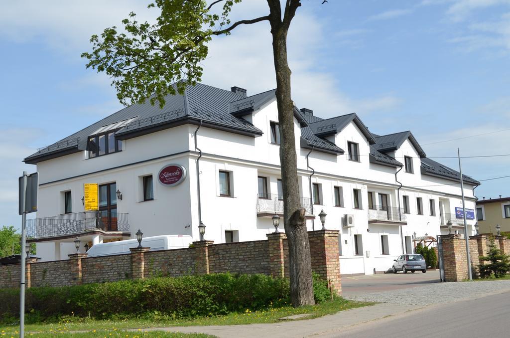 Sala Bankietowa I Pokoje Goscinne Sokolka Exterior foto